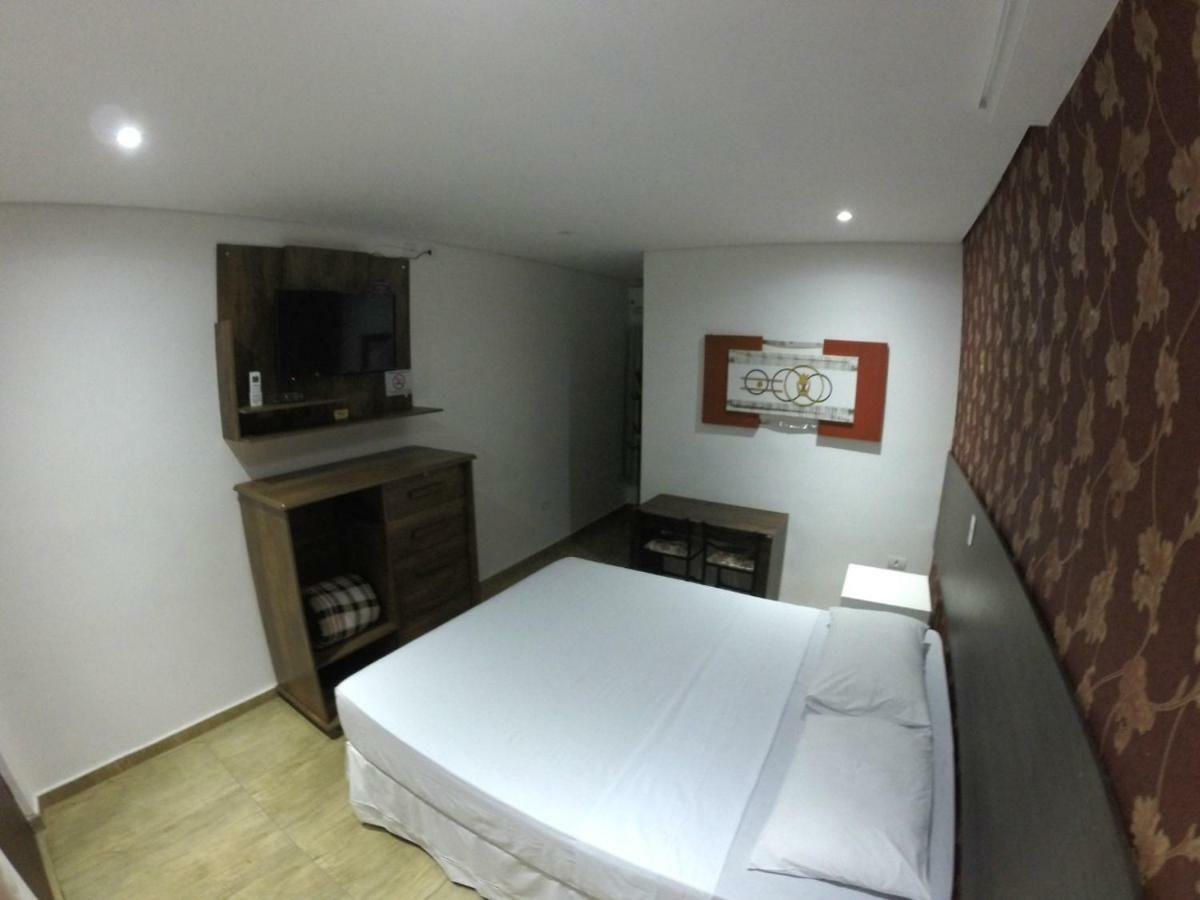 Hotel Paddock Сао Паоло Екстериор снимка